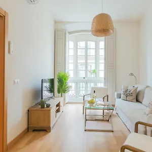 https://apartamentos-malaga-flat.es-andalucia.com