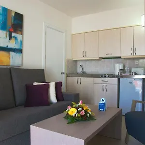 https://lanzasur-club-bungalows.in-canary-islands.com